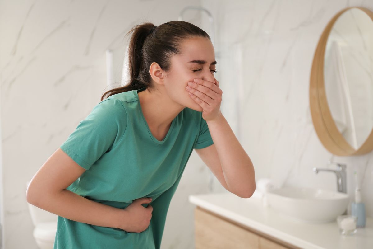 Viêm da, mụn nhọt, viêm nhiễm ở phụ nữ 9 Tác động của nước ô nhiễm đối với làn da và cơ quan sinh sản